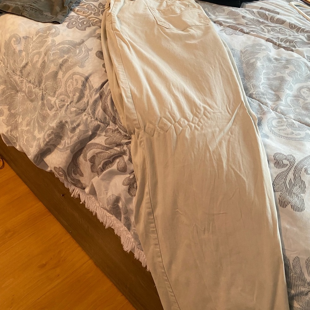 Old Navy Cream pants- Size 18